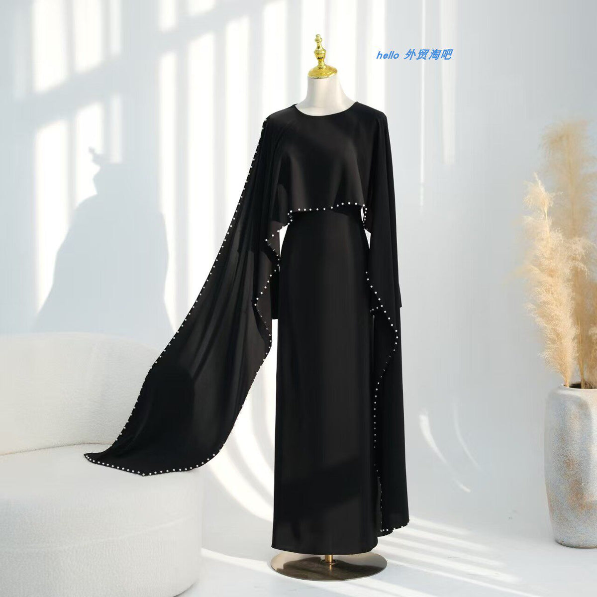 ZAYRÉVA – Elegant Pearl Cape Abaya