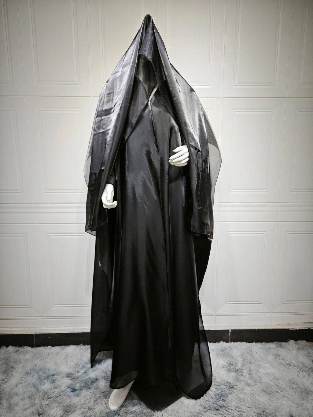 ZEYRIVA Ivory Glow Abaya