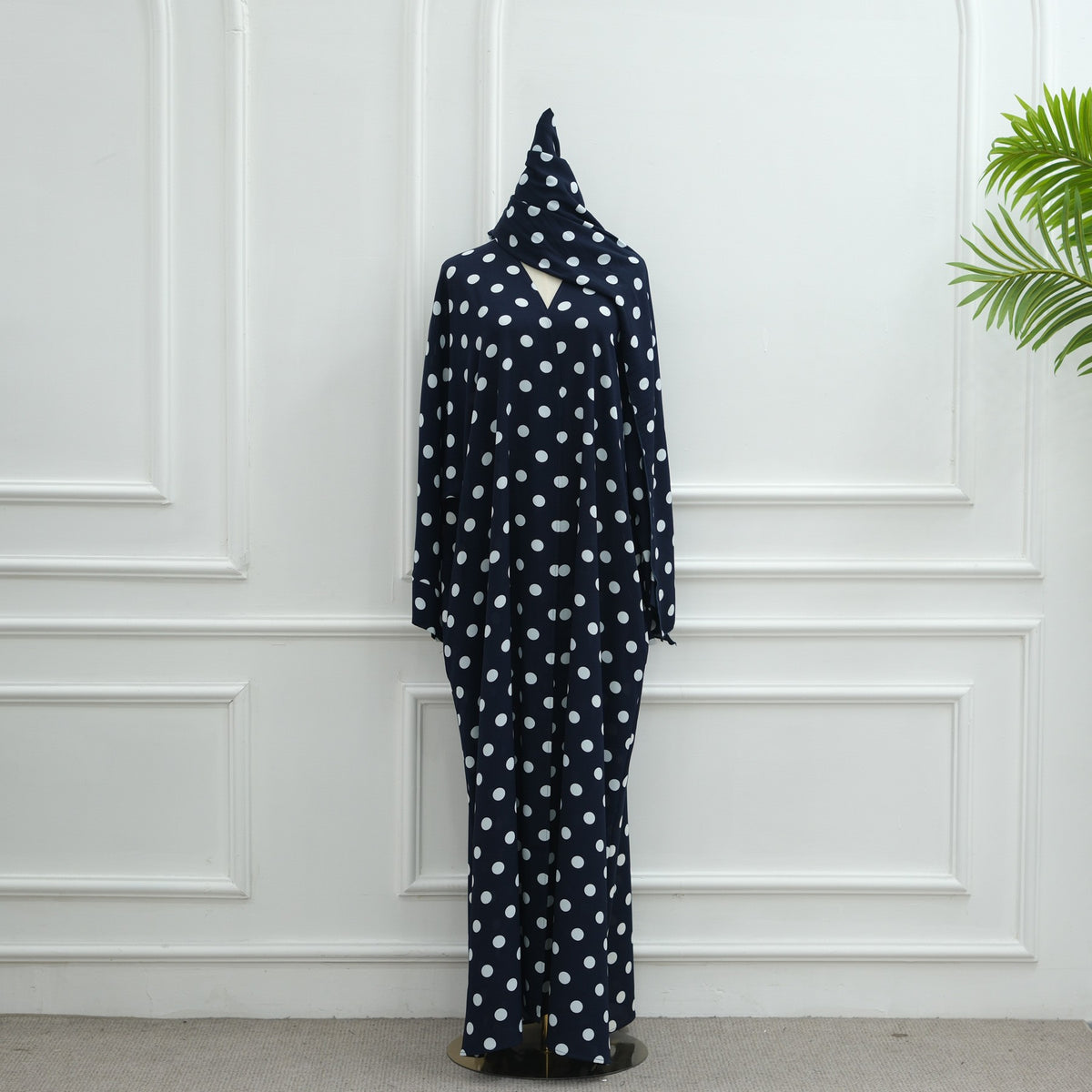 Southeast Asian gorgeous polka dot cardigan with headscarf travel style over loose robe women's Wave Point Robe