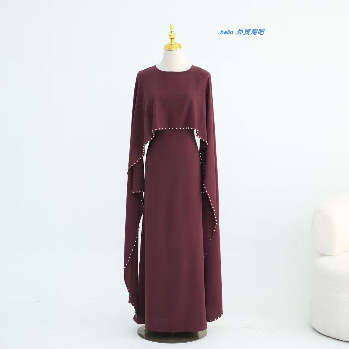 ZAYRÉVA – Elegant Pearl Cape Abaya